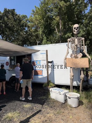 Rosemeyer Bar-B-Q (Food Truck) by null