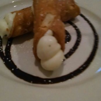 Grappa Ristorante - Cannoli dessert - Italian Near Me - Warwick, New York Grappa Ristorante - Cannoli dessert - Italian Near Me - Warwick, New York