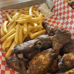 Tio's - Dry rub wings
