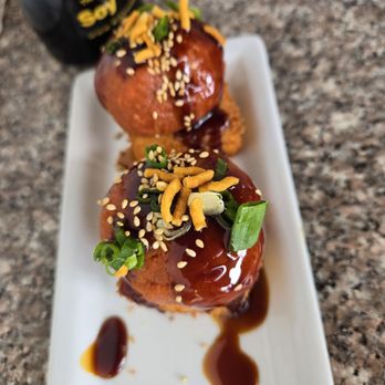 Santa Barbara Craft Ramen - Crispy rice with spicy tuna appetizer - Ramen Near Me - Santa Barbara, California