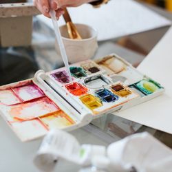 Hannah Betzel Fine Art - Painting with watercolors