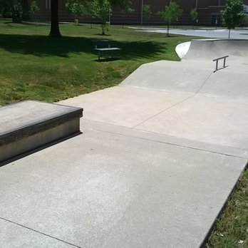 Voorhees Park - large skatepark - Playgrounds Near Me - Terre Haute, Indiana Voorhees Park - large skatepark - Playgrounds Near Me - Terre Haute, Indiana