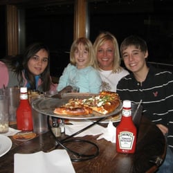 Sapphire Mountain Brewing Company - Happy Campers..Yummy Pizza