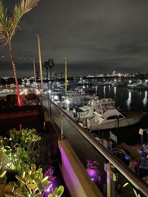 Marina Cantina by null