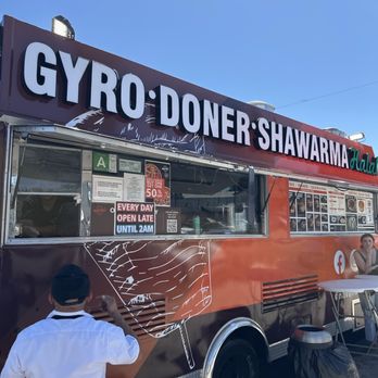 Navat - Navat food truck - Halal Near Me - Valley Village, California Navat - Navat food truck - Halal Near Me - Valley Village, California