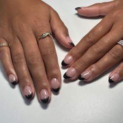 XO Nail Care - Bridesmaid nails