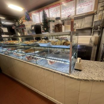 Russ Pizza - Pizza Near Me - Brooklyn, New York Russ Pizza - Pizza Near Me - Brooklyn, New York