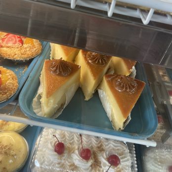 Pastelmania Bakery - Latin American Near Me - Miami, Florida