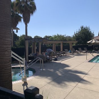 SpringHill Suites by Marriott Napa Valley - Jacuzzi - Hotels Near Me - Napa, California