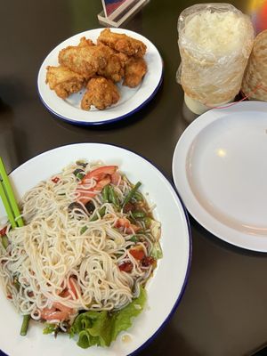 HOT GRAINZ - Thai Street Food by null