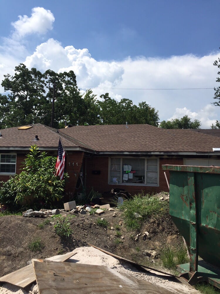 Slide of Metro Roofing