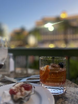 Mon Ami Gabi by null
