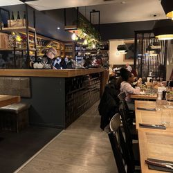 Moo Moo Steak & Burger Club - Interior and bar