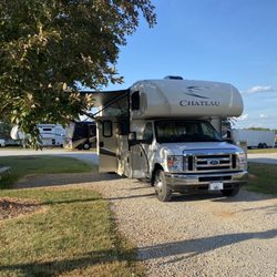 Huddleston RV Rentals - Thor Chateau