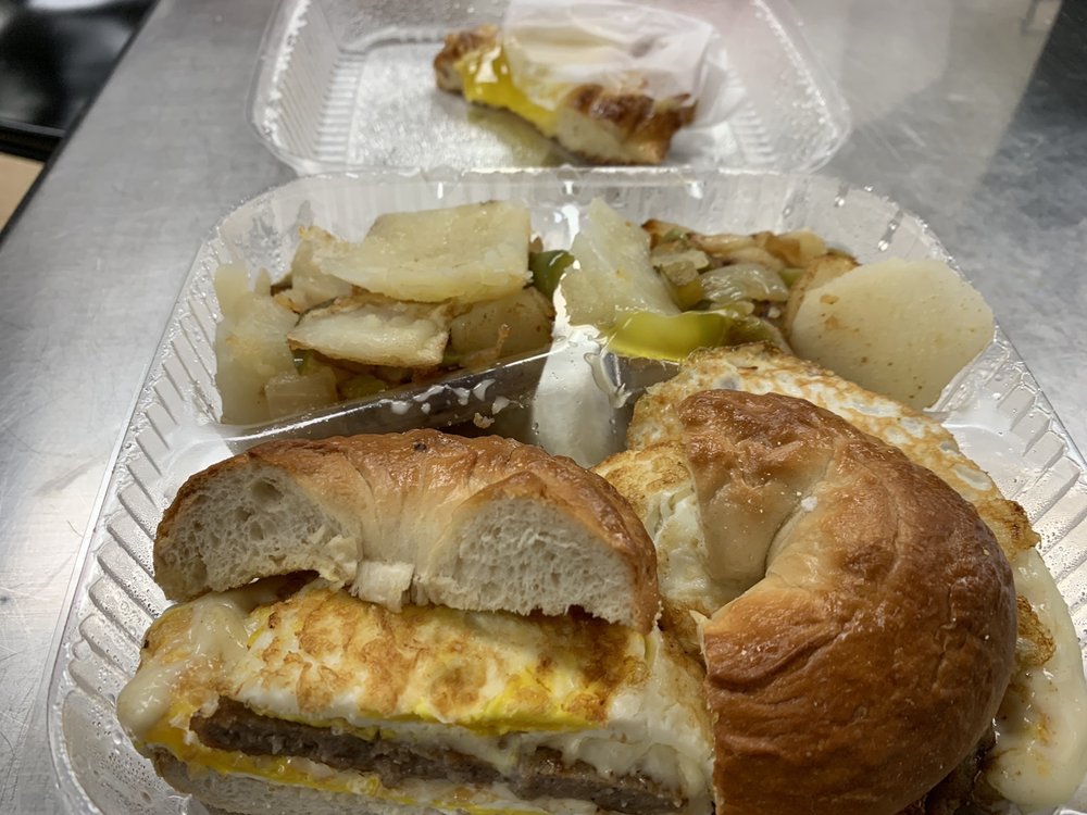 SUMMIT CAKERY & CAFE 64 Photos & 46 Reviews 1006 Mantua Pike