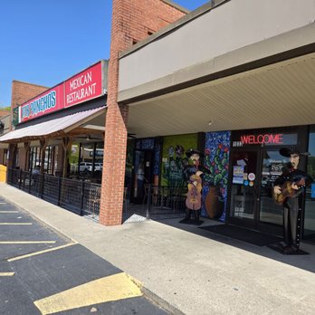Mr Panchos - The entrance and outdoor patio. - Mexican Near Me - Lebanon, Tennessee Mr Panchos - The entrance and outdoor patio. - Mexican Near Me - Lebanon, Tennessee