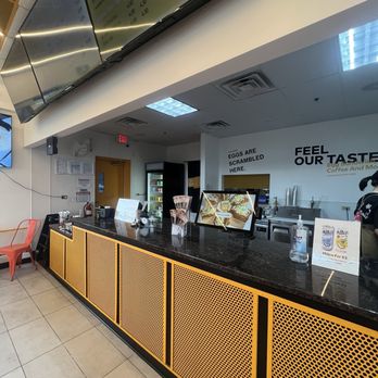 Egg Tuck - Coffee & Tea Near Me - Schaumburg, Illinois