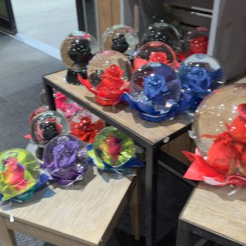 United Supermarkets - a variety of glass vases on tables - Grocery Near Me - Lubbock, Texas United Supermarkets - a variety of glass vases on tables - Grocery Near Me - Lubbock, Texas