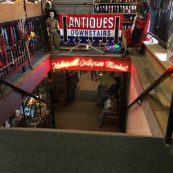 Kalispell Antiques Market - Entrance