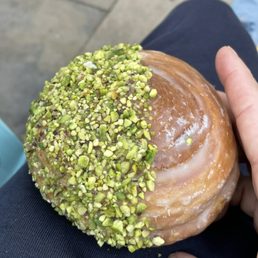 Pistachio orange bun Pistachio orange bun