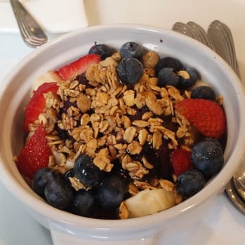 Aloha Kitchen - Acai Bowl - Breakfast & Brunch Near Me - Honolulu, Hawaii