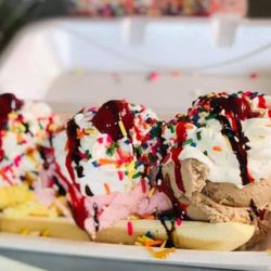 Panchitos Ice Cream - Z
Try our Banana Split. More than 25 flavors to choose from