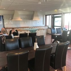 Mat & Potatis - Lilla Matsalen finns för abonnering och konferenser. När inget är bokat äter våra kunder lunch här.