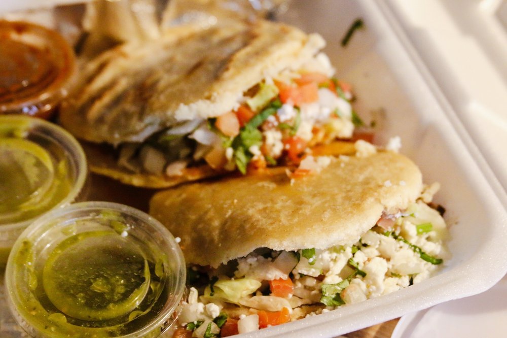 Food from Nela's Tacos