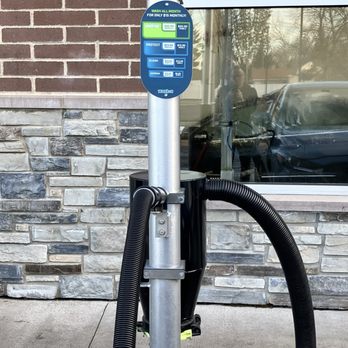 WashU Car Wash - Vacuum hose - Car Wash Near Me - Des Plaines, Illinois
