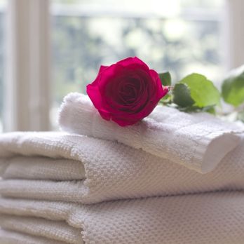 Quintessential Hospitality - Vacation Rentals Near Me - Springfield, Missouri