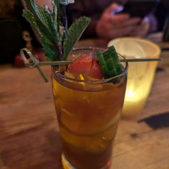 Leaf Bar & Lounge - Cocktails galore - Lounges Near Me - Flushing, New York