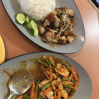 Penn's Thai Cafe - Top: T5 Gra Pow Moo Krob Bottom: SF8 Pad Prik Khing - Thai Near Me - Troy, Michigan