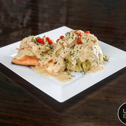 Tropikal Bird Turkey Legs - Dressing Salmon w/ Shrimp