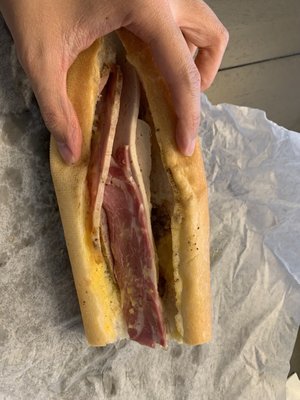 Thim Hing Banh Mi by null