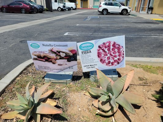 Dave's Deli & Catering by null