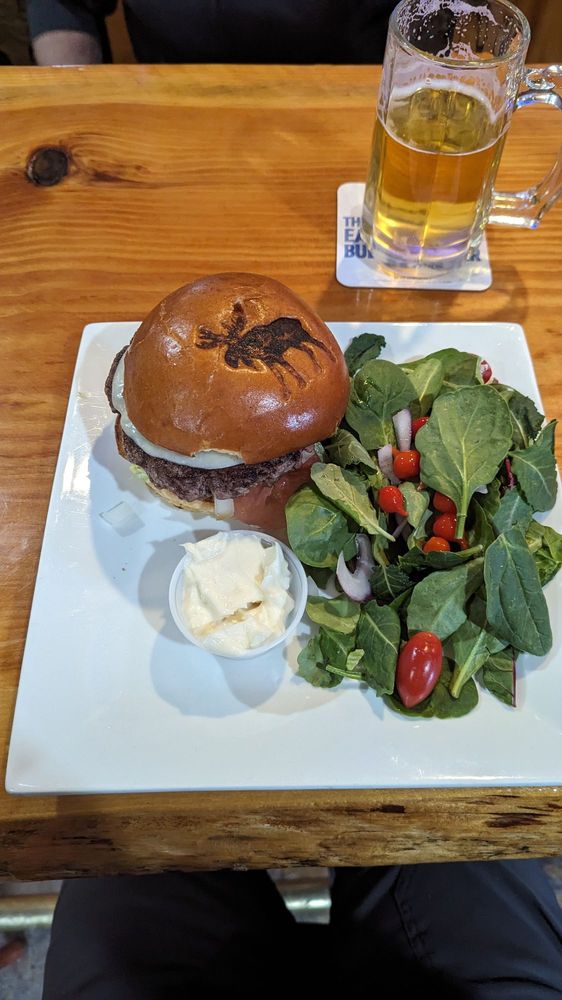 KNOTTY MOOSE TAVERN Updated September 2024 10 Photos & 13 Reviews 1359 Roxbury Notch Rd