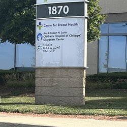 Lurie Children's Outpatient Center in New Lenox - Entrance