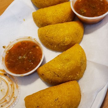 El Molino Restaurant de WPB - Empanadas - Music Venues Near Me - West Palm Beach, Florida El Molino Restaurant de WPB - Empanadas - Music Venues Near Me - West Palm Beach, Florida