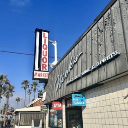 Outside! Mini Mart! Steps from Venice Beach & Pier! Outside! Mini Mart! Steps from Venice Beach & Pier!