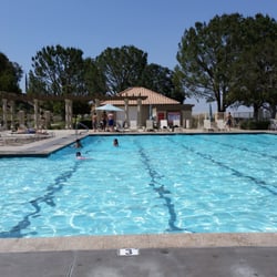 Tuscany Hills Assn - Enjoying the pool!