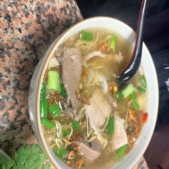 Huong Que Deli and Cafe - Soup version of mi ñam vang - Cafes Near Me - Seattle, Washington