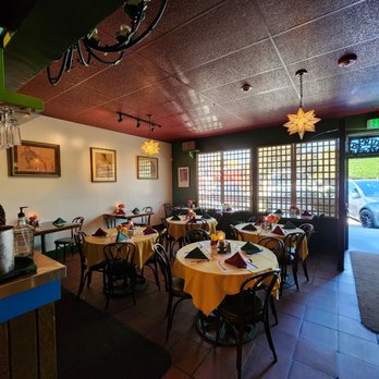 Manuel's Mexican Restaurant - Indoor - Mexican Near Me - Aptos, California Manuel's Mexican Restaurant - Indoor - Mexican Near Me - Aptos, California