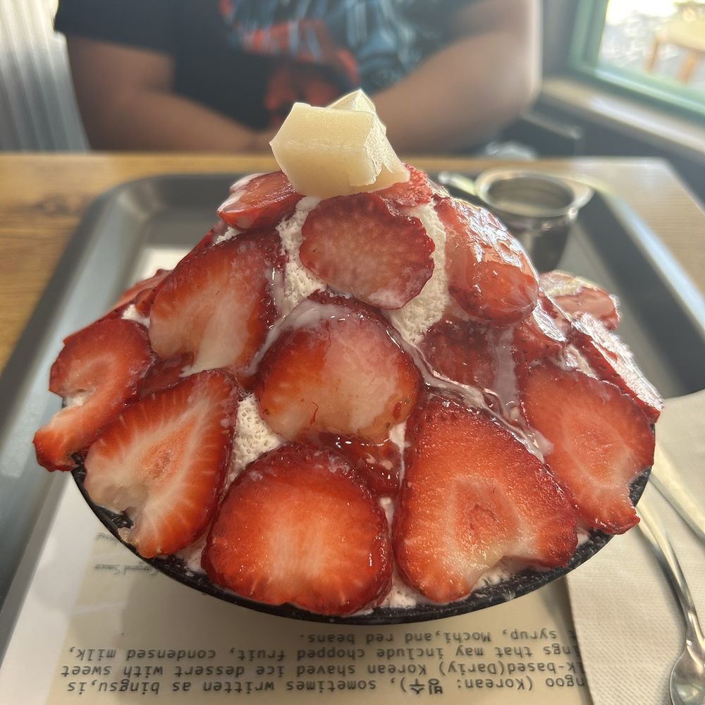 Snow Bowl - Strawberry Bingsoo - Bubble Tea Near Me - Newark, California Snow Bowl - Strawberry Bingsoo - Bubble Tea Near Me - Newark, California