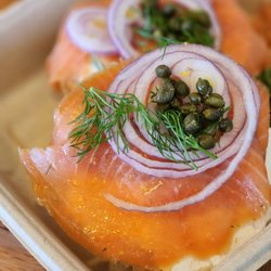 Frontier Café - Lox Bagel