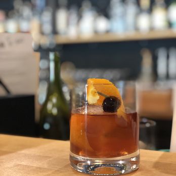 Trellis - Wine Bars Near Me - Dundee, Oregon Trellis - Wine Bars Near Me - Dundee, Oregon
