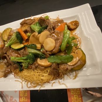 New Moon - Beef with fried noodles - Chinese Near Me - New York, New York New Moon - Beef with fried noodles - Chinese Near Me - New York, New York
