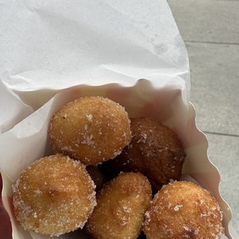 Caché - Beignets ($8) - French Near Me - San Francisco, California Caché - Beignets ($8) - French Near Me - San Francisco, California