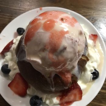 Double Chin Modern Asian Restaurant - Strawberry Custard Bomb - Asian Fusion Near Me - Boston, Massachusetts Double Chin Modern Asian Restaurant - Strawberry Custard Bomb - Asian Fusion Near Me - Boston, Massachusetts