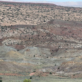 Arches National Park - Valleys of salt deposits (from a sea that used to be there millions of years ago) - Parks Near Me Arches National Park - Valleys of salt deposits (from a sea that used to be there millions of years ago) - Parks Near Me