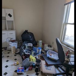 815 Junk Removal & Hauling